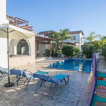 In Ayia Thekla Sleeps 6 Includes Swimming Pool And Air Con 1